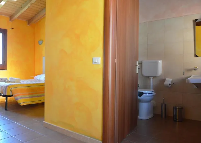 Фермерский дом Agriturismo Su Nuratolu *